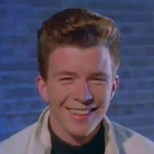 Meet your Posher, Max